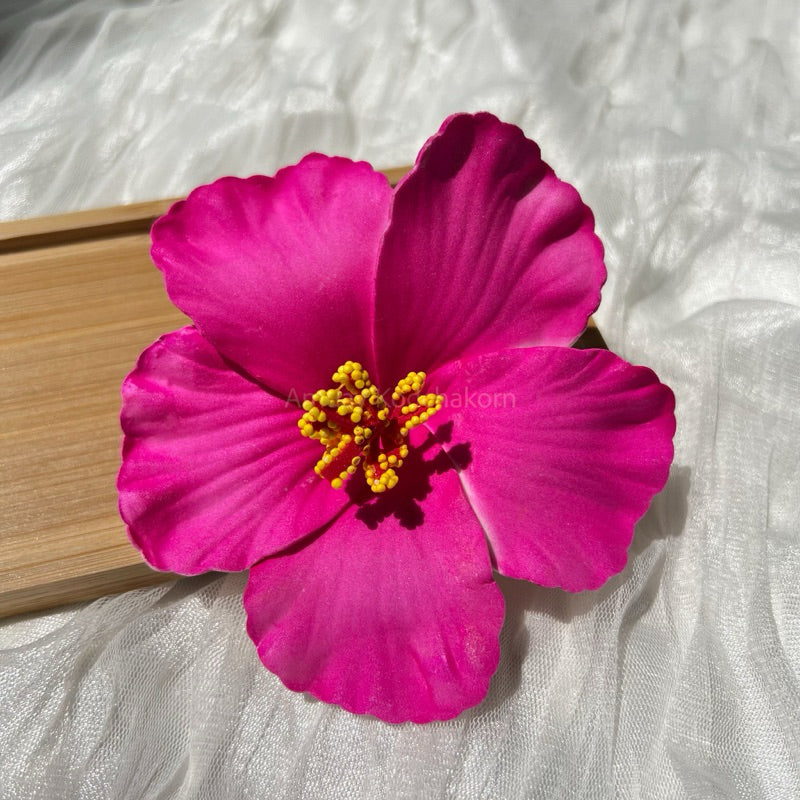 Viral Flower Hair Pin