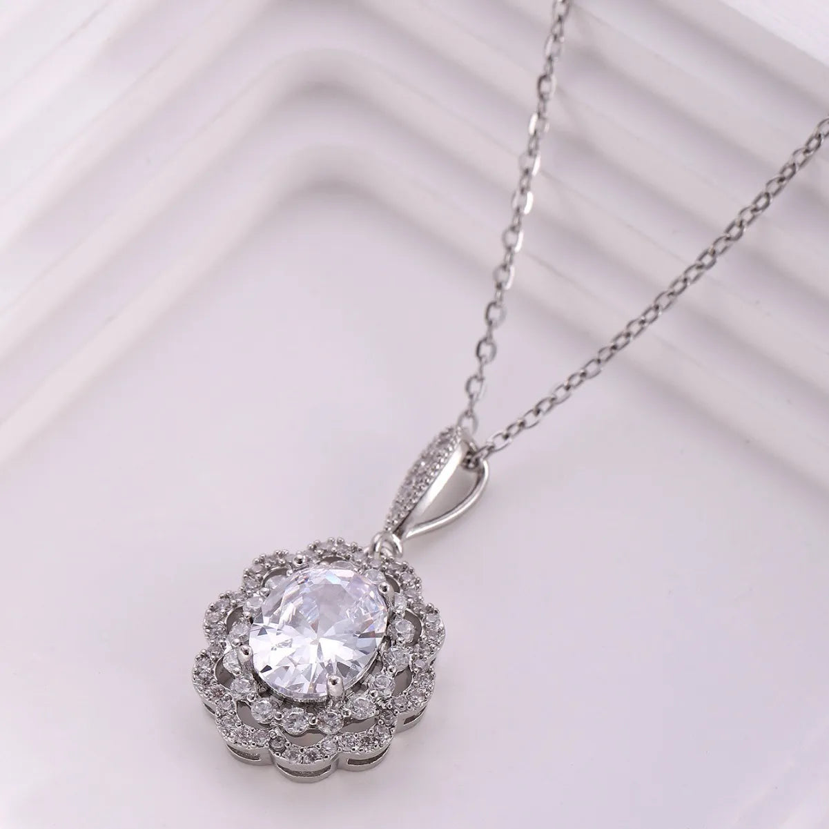 Queenie Rhinestone Necklace