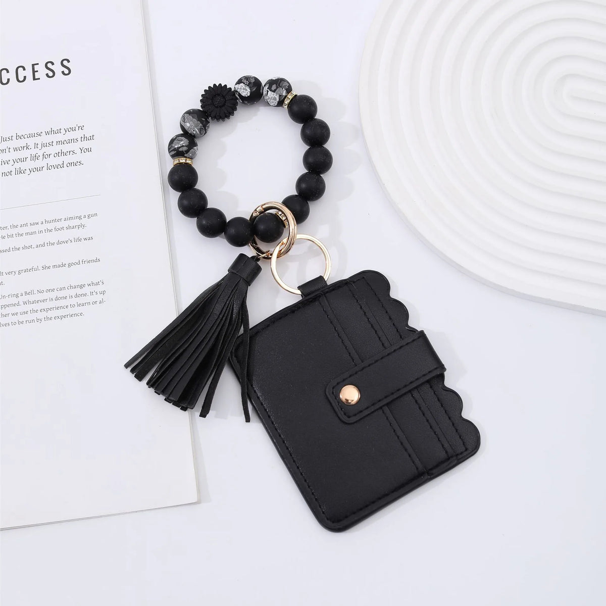 Daisy Beaded Flat Wallet
