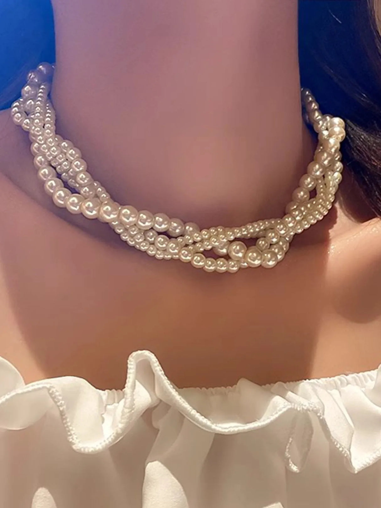 Twist Pearl Necklace