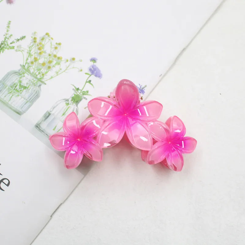 Tri Flower Claw Clip