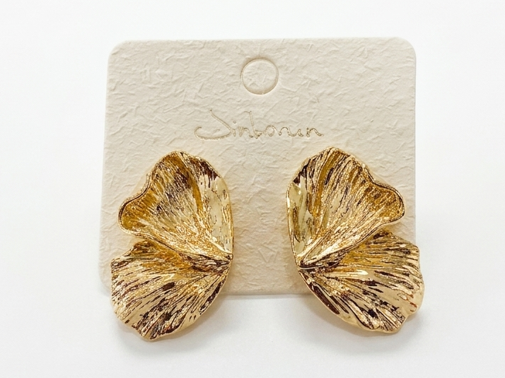 Aurelia Leaf Gold Earrings