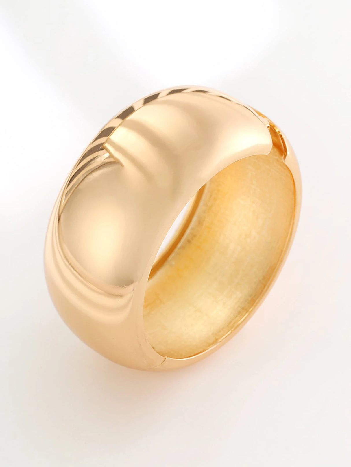 Kera Metal Bangle