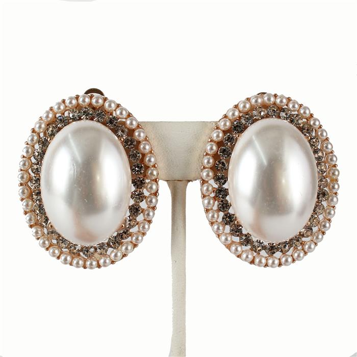 Clip On Ms. Pearl Earring